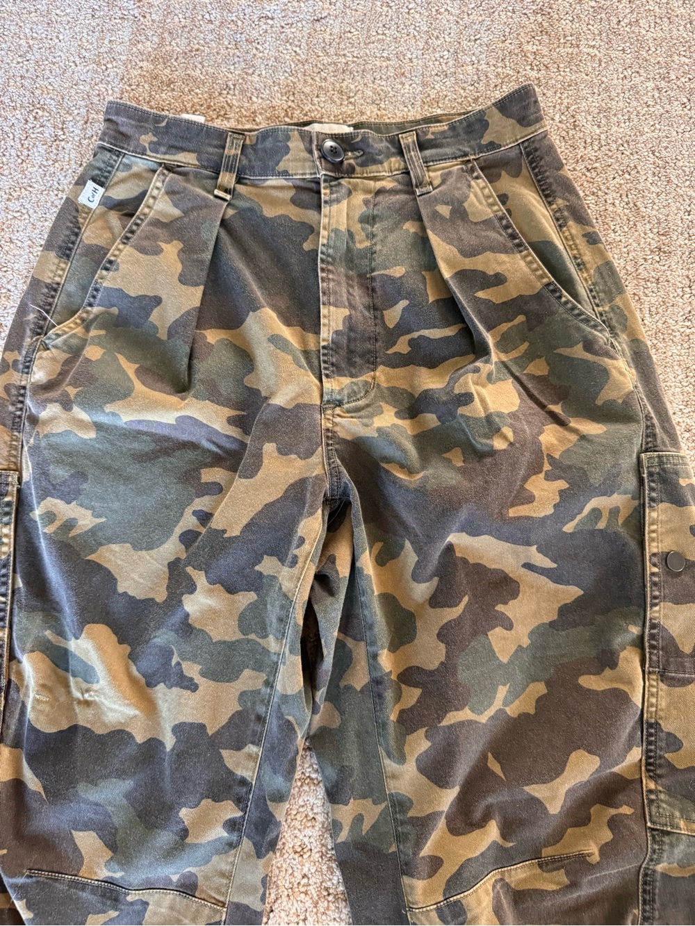 CITIZENS OF HUMANITY FLIGHT PANT IN CAMO SIZE 25 NWOT - Picture 2 of 11